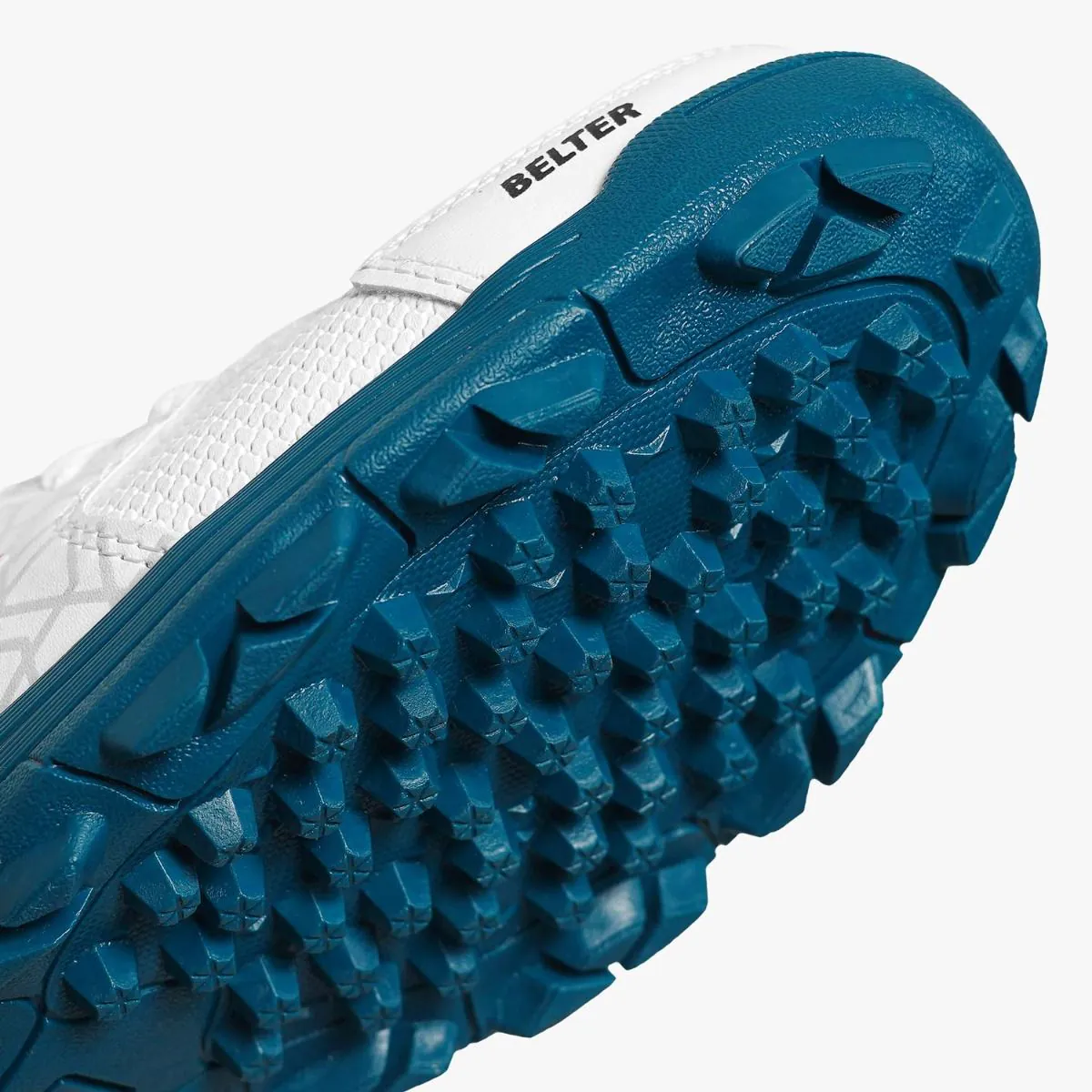 DSC Belter Cricket Shoes | PVC Sole Spikes